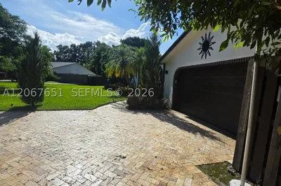 18611 SW 61st Ct 1
