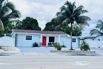 17630 NW 37th Ave 1