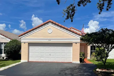 816 Sand Creek Cir #816 1