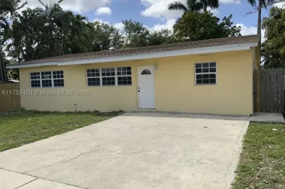 13520 NW 17th Ave 1