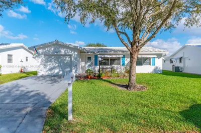 8841 NW 14th St 1