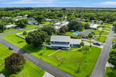 601 Dark Hammock Road 1