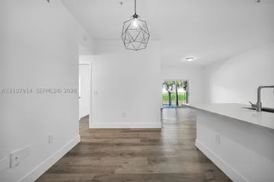 7340 NW 114th Ave #205 1