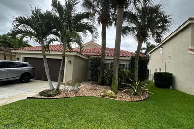 8202 White Rock Circle 1