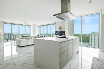 330 Sunny Isles Blvd #5-2102 1
