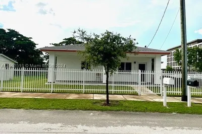 11753 SW 214th St 0 1