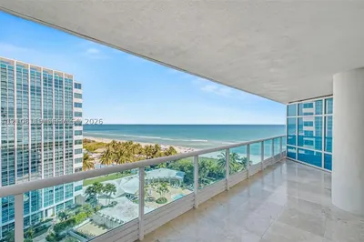 5025 Collins Ave #903 1