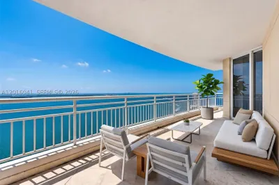 808 Brickell Key Dr #3304 1