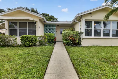 5073 LAKEFRONT Boulevard #B 1