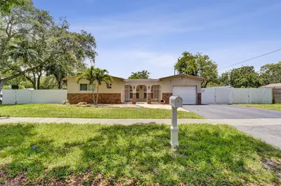 9101 SW 52nd Court 1