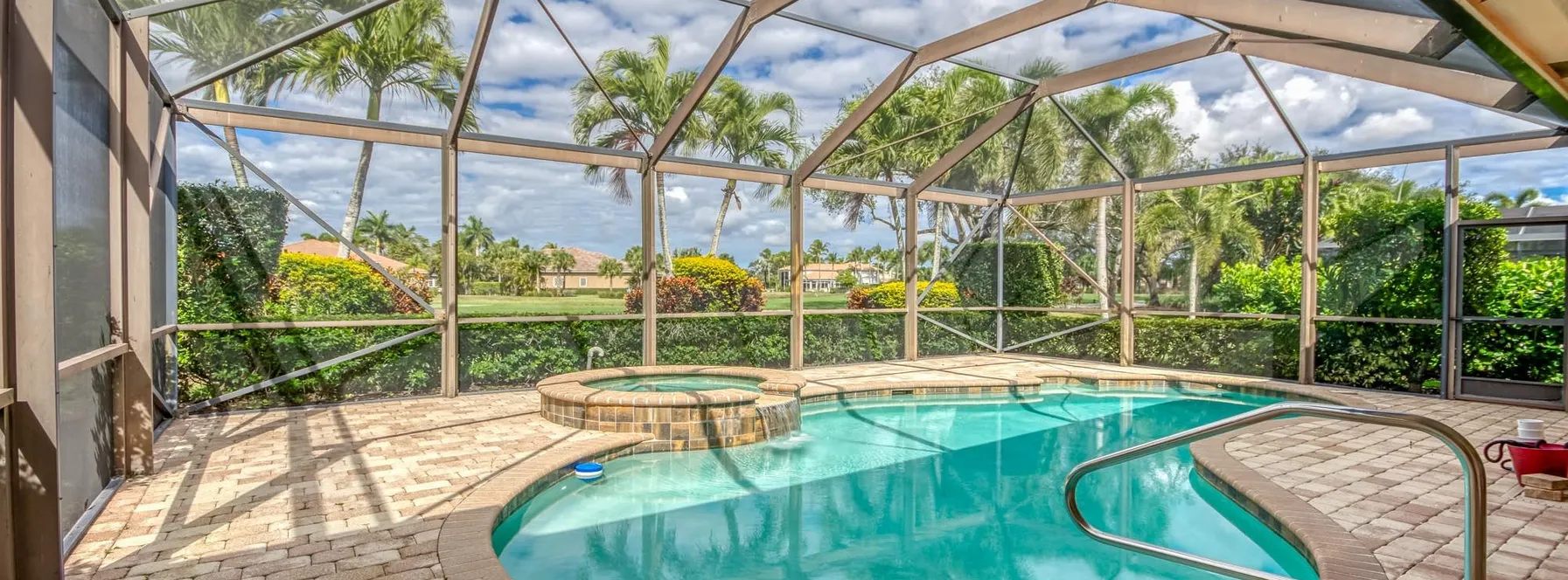 Just Listed | 10565 La Strada