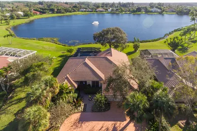196 Thornton Drive 1