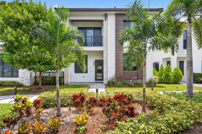 4438 NW 81st Ave 1