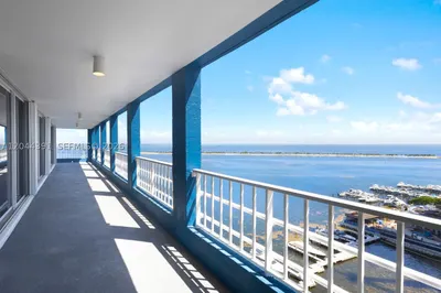1627 Brickell Ave #2407 1