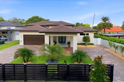 2880 SW 113 Avenue 1