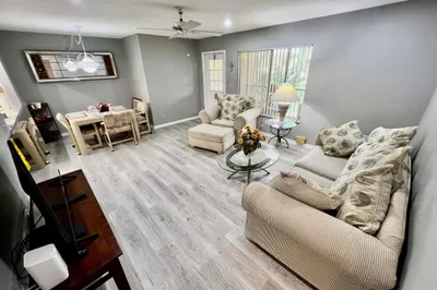408 Pine Glen Lane #C-2