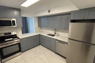 701 Three Islands Blvd #320 1