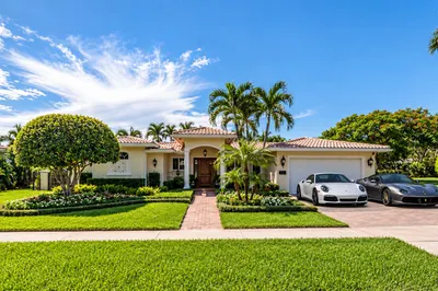 810 SW 3rd Street 1