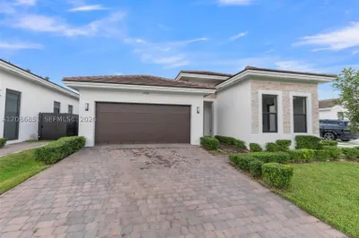 19447 SW 124th Ct 1