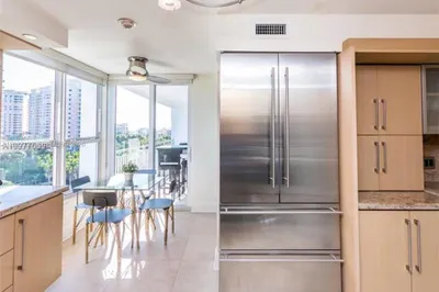607 Ocean Dr #9K 1