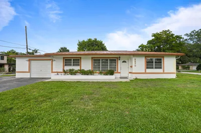 2270 SW 30th Terrace 1