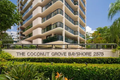 2575 S Bayshore Dr #5B 1