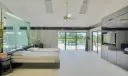 7440 Rexford Road Photo
