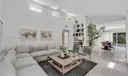 420 NE 87 St Photo