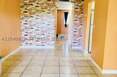 4160 NW 21st St #201G 1