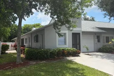8934 Sunnywood Place 1