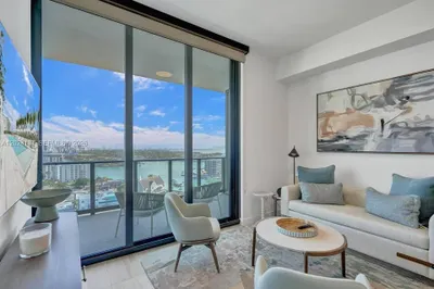 580 72 ST #1804 1
