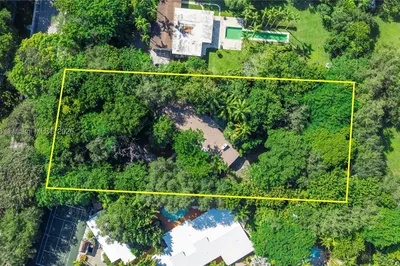 15000 Old Cutler Rd 1