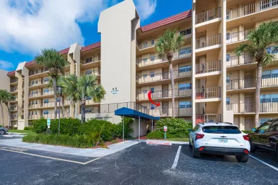 3661 Via Poinciana Road #206 1