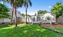 53 Palm Square Photo
