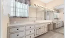 2216 NE 18th Ave Photo