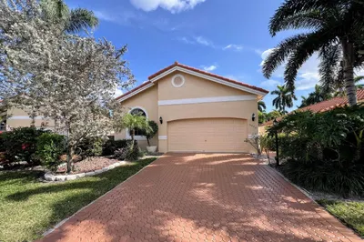 5040 Alencia Ct 1