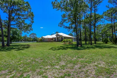 3101 SW San Antonio Drive 1