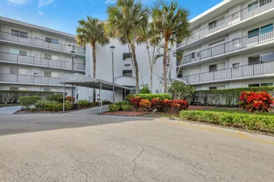 3425 Via Poinciana 207