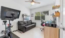 301 Hampton Ln Photo