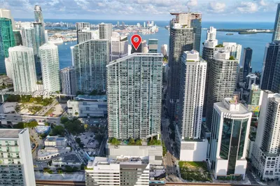 88 SW 7th St #2706 1