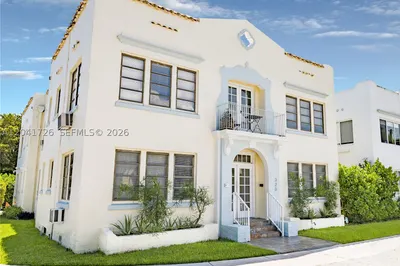 320 Mendoza Ave #3 1