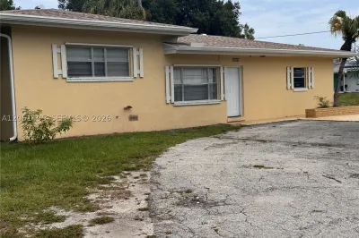 1701 Sunrise Blvd 1