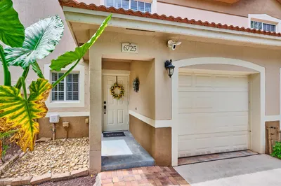 6725 Old Farm Trail 1
