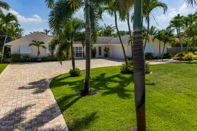 18 Saddleback Road 1