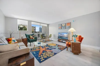 211 S Ocean Dr #302 1