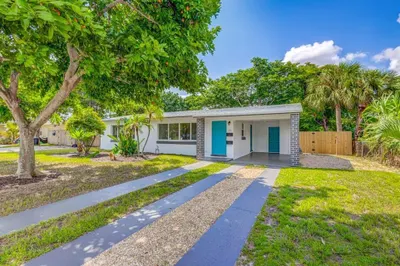 512 Bayberry Drive 1