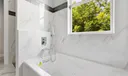675 NE Moss Rose Place Photo