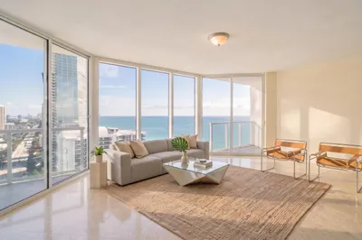 16699 Collins Avenue #3407 1