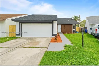 1701 SW 86th Ter 1