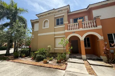 8928 SW 18th Street 1